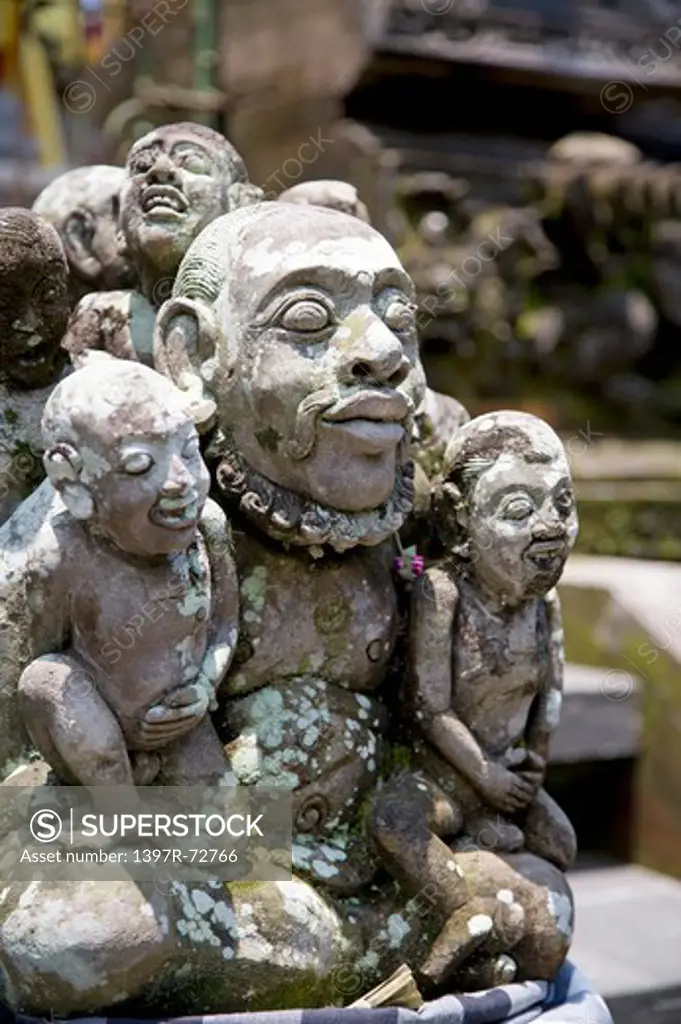 Bali, Sculpture in Ubud Palace