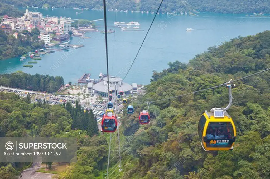 Overhead Cable Car, Sun Moon Lake, Nantou, Taiwan, Asia,