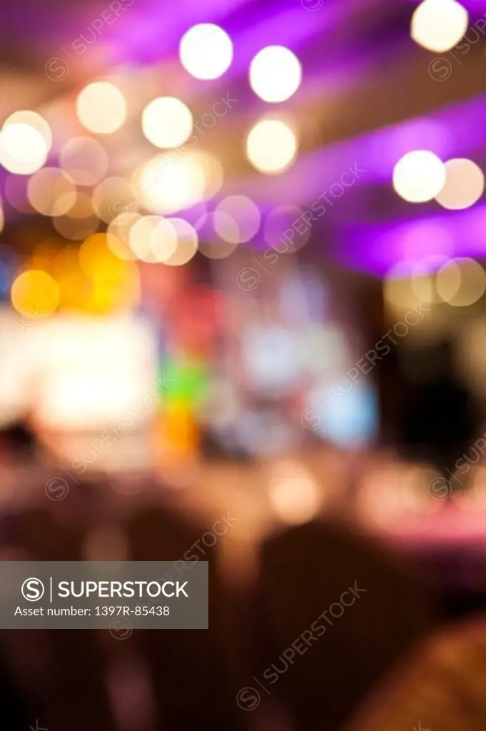 Banquet, Defocused