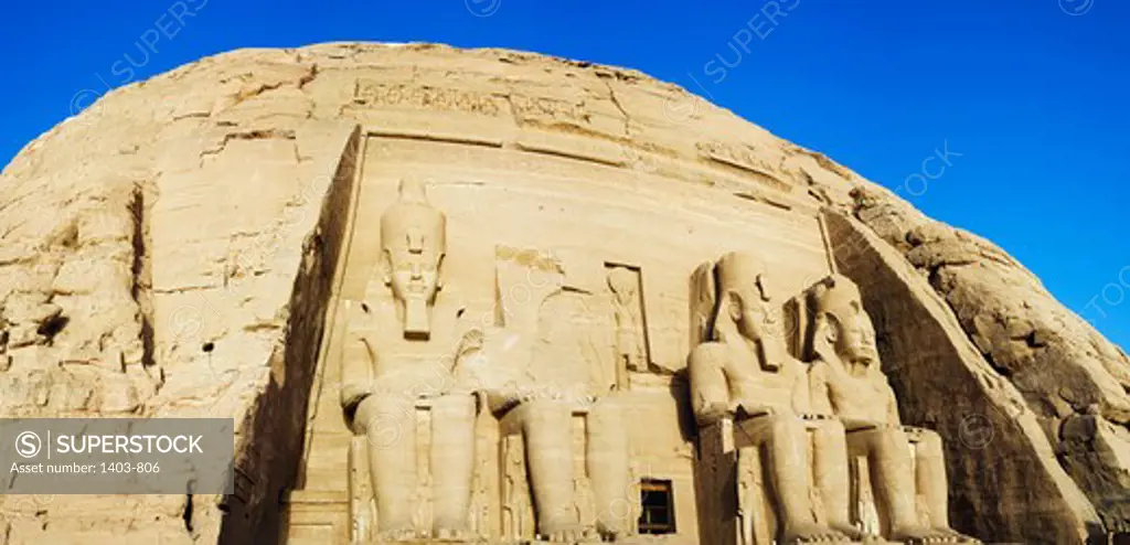 Egypt, Abu Simbel, Great Temple of Ramses II on  shores of Lake Nasser, UNESCO World Heritage Site