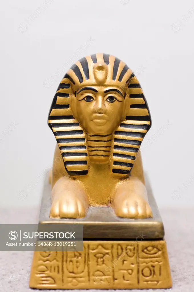 King Tutankhamun statue.