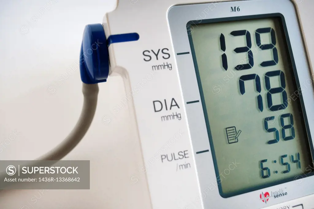 Tension arterial, aparato, medicina, Blood pressure, machine, medicine,  health. - SuperStock