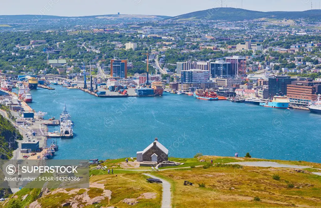 Queens Battery barracks and cannons, coastal gun battery established in 1796 on Signal Hill, St John's, Newfoundland, Canada.