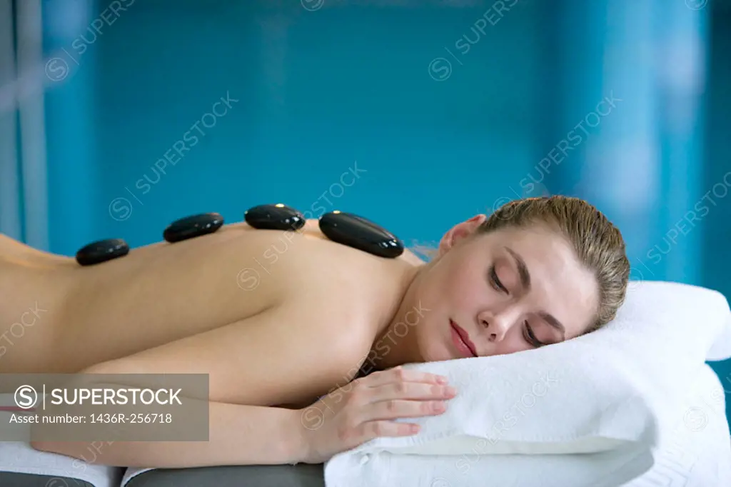Hot stone massage. Thalassotherapy Zelai, Zumaia, Gipuzkoa, Basque Country