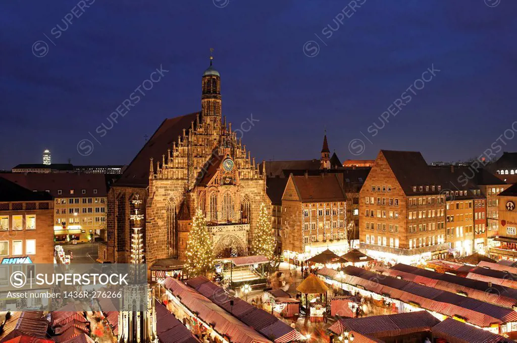 Christmas market Nuremberg, Frauenkirche, Franconia, Bavaria, Germany
