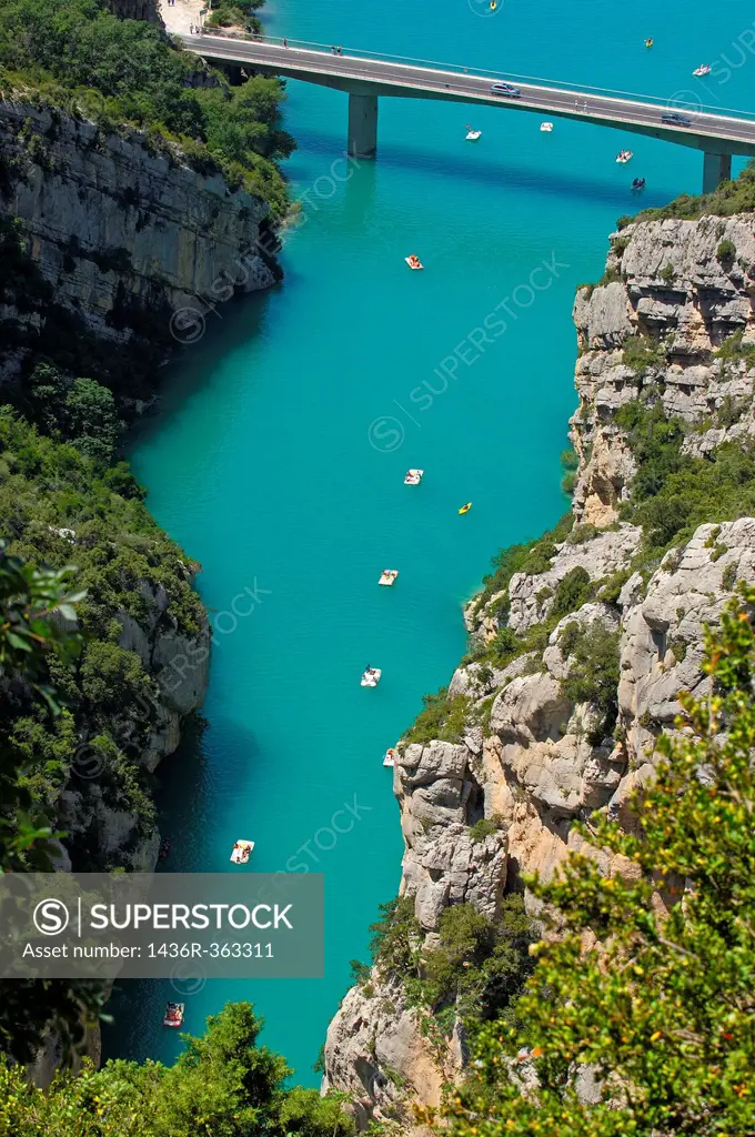 Verdon Gorge river canyon, Verdon Regional Natural Park, Provence-Alpes-Cote-d´Azur, France