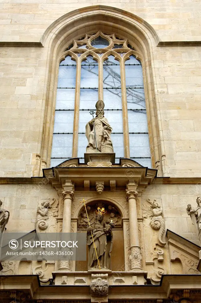 North Portal with statues of Saint Nicholas, above, and Mary with child, Notre-Dame Cathedral, Luxembourg, Luxembourg