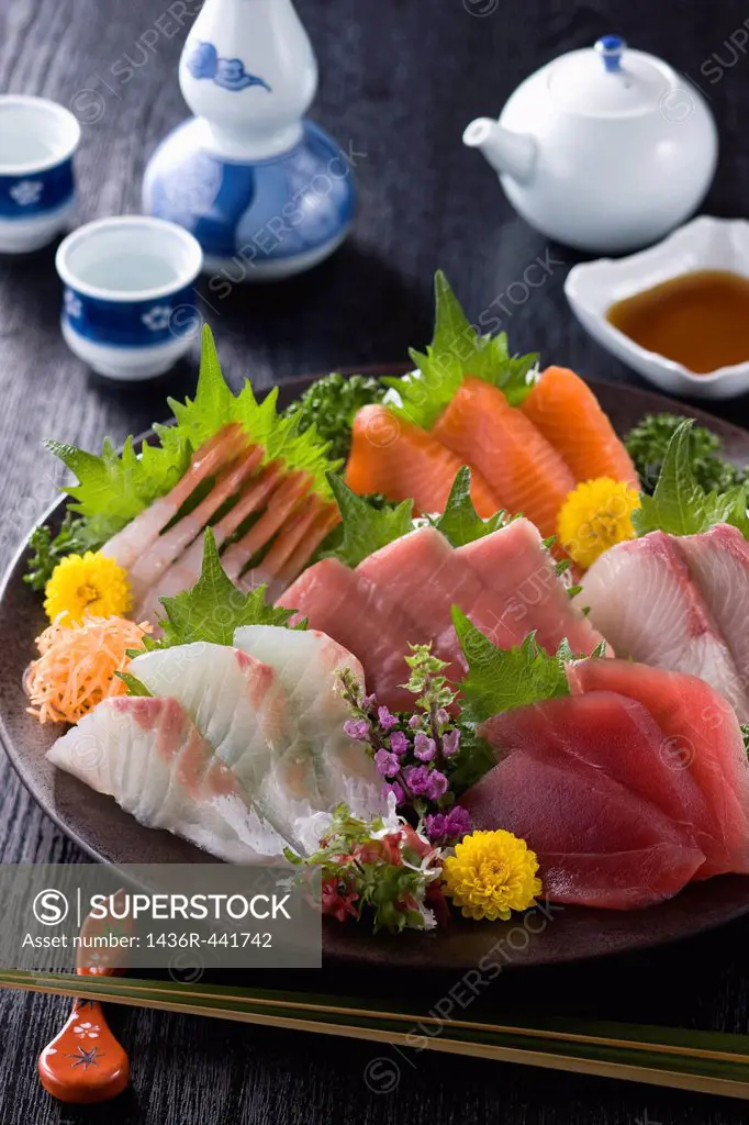 Six Assorted Sashimi