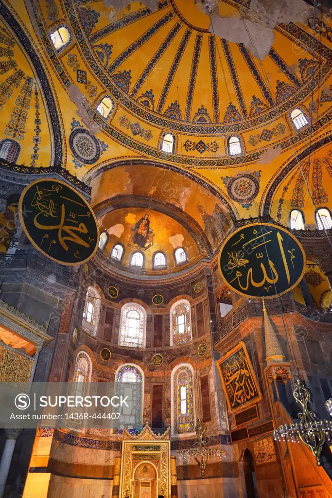 Golden Apse with mosaic of Mary and Christ child in Hagia Sophia Istanbul