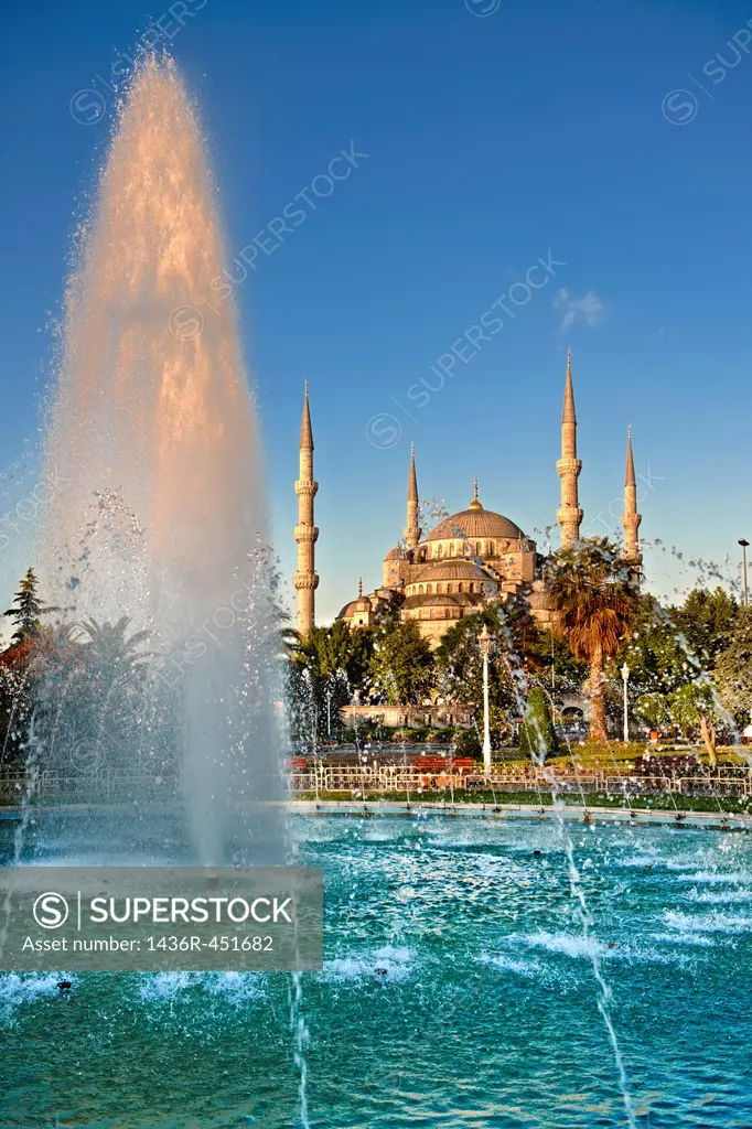 The Sultan Ahmed Mosque (Sultanahmet Camii) or Blue Mosque, Istanbul, Turkey. Built from 1609 to 1616 during the rule of Ahmed I.