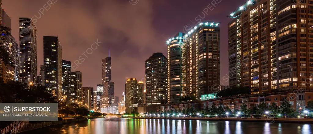 Downtown Chicago at night, Illinois, USA.