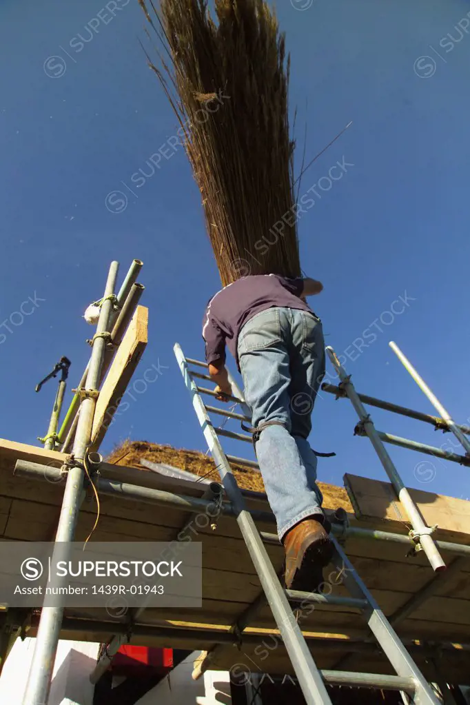 Thatched roof installation