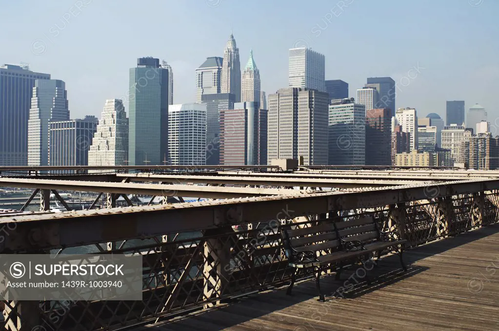 Manhattan bridge boardwalk