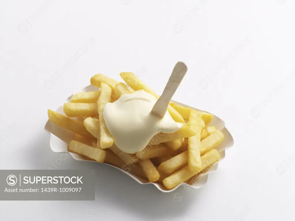 Chips and mayonnaise
