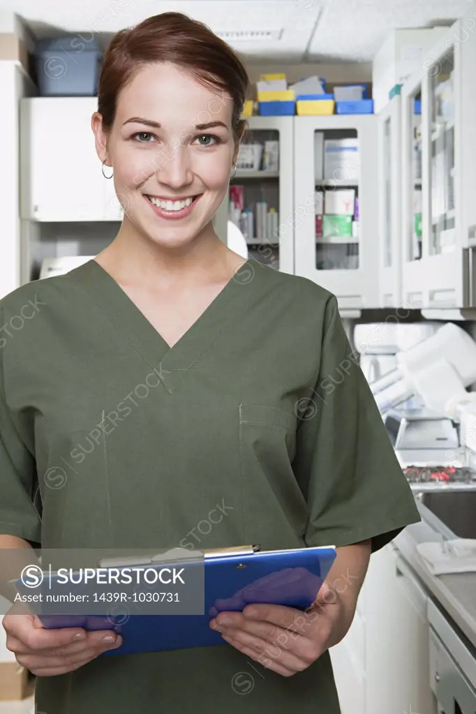 Dental nurse