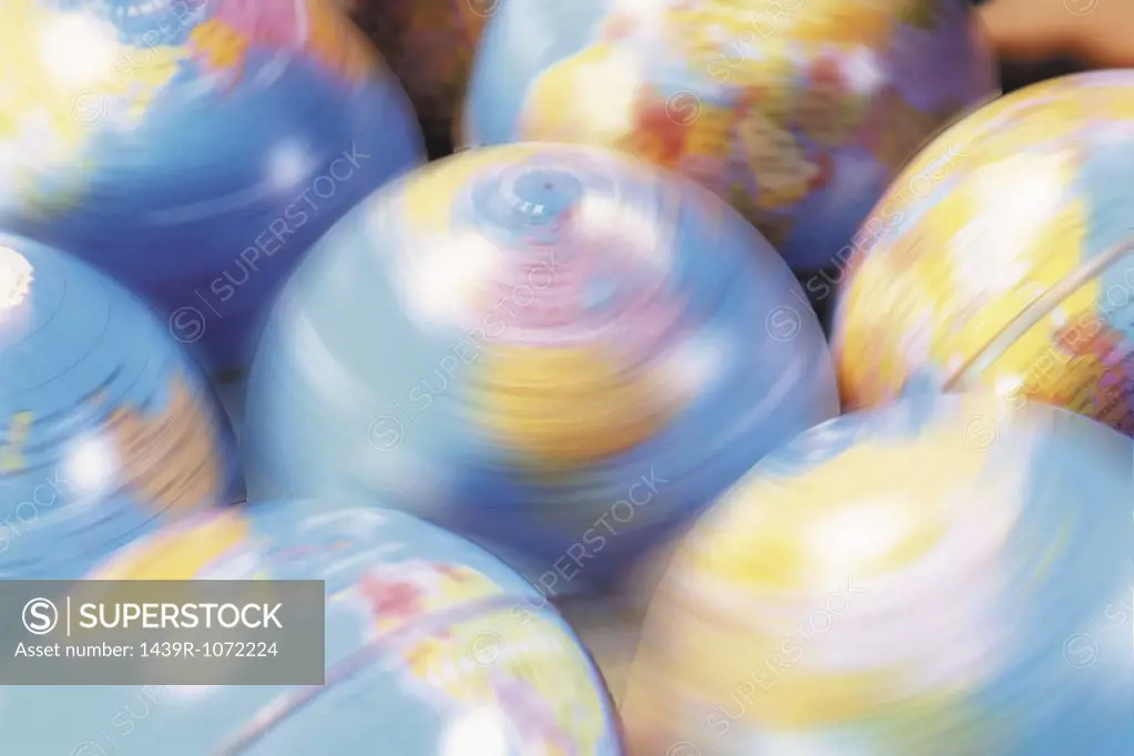 Spinning globes