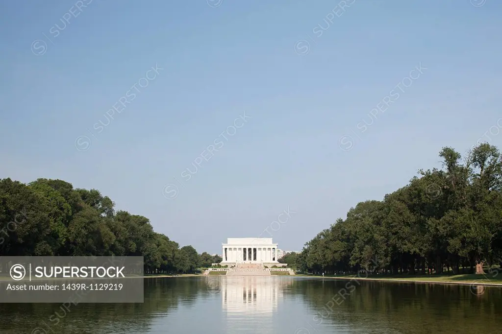 Lincoln memorial and reflecting pool, Washington DC, USA