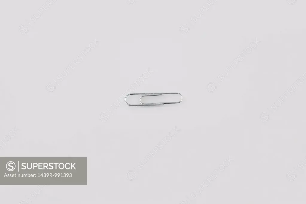Single paperclip