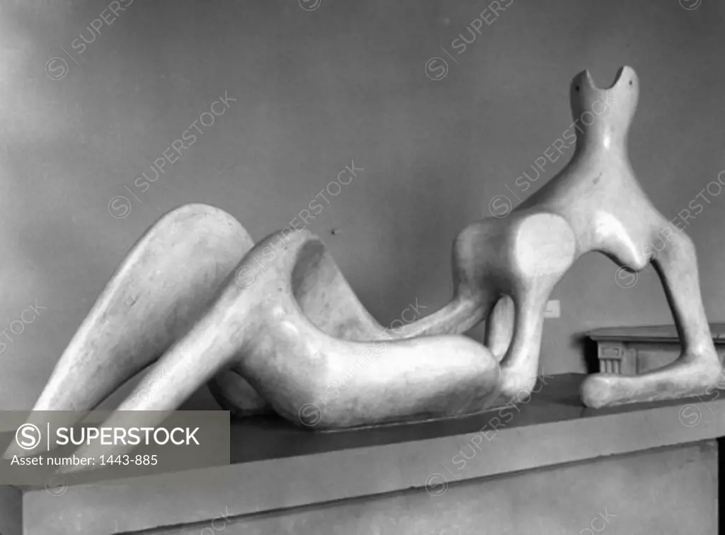 Reclining Figure  1961 Henry Moore (1898-1986 British) Sculpture