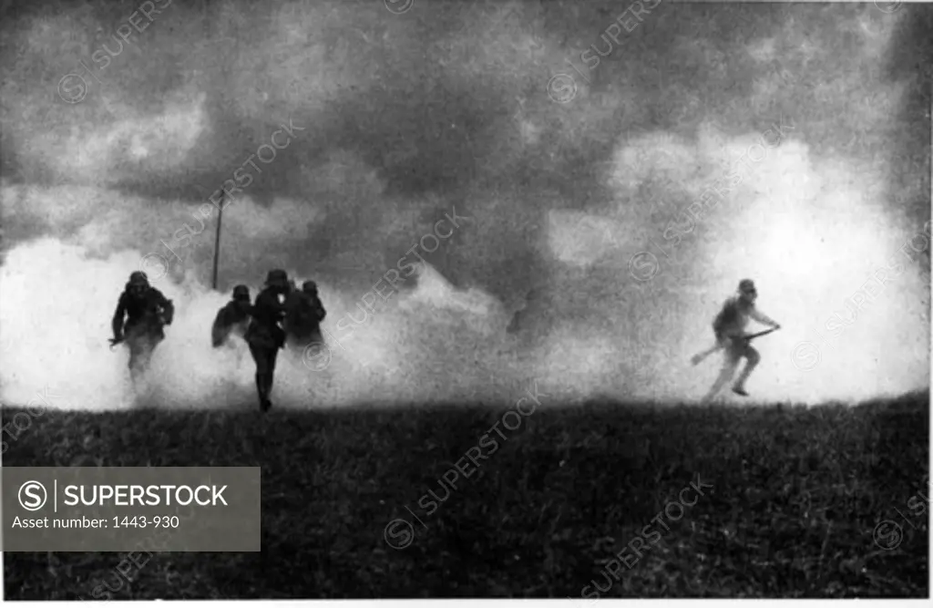 German soldiers running during a gas attack, 1915