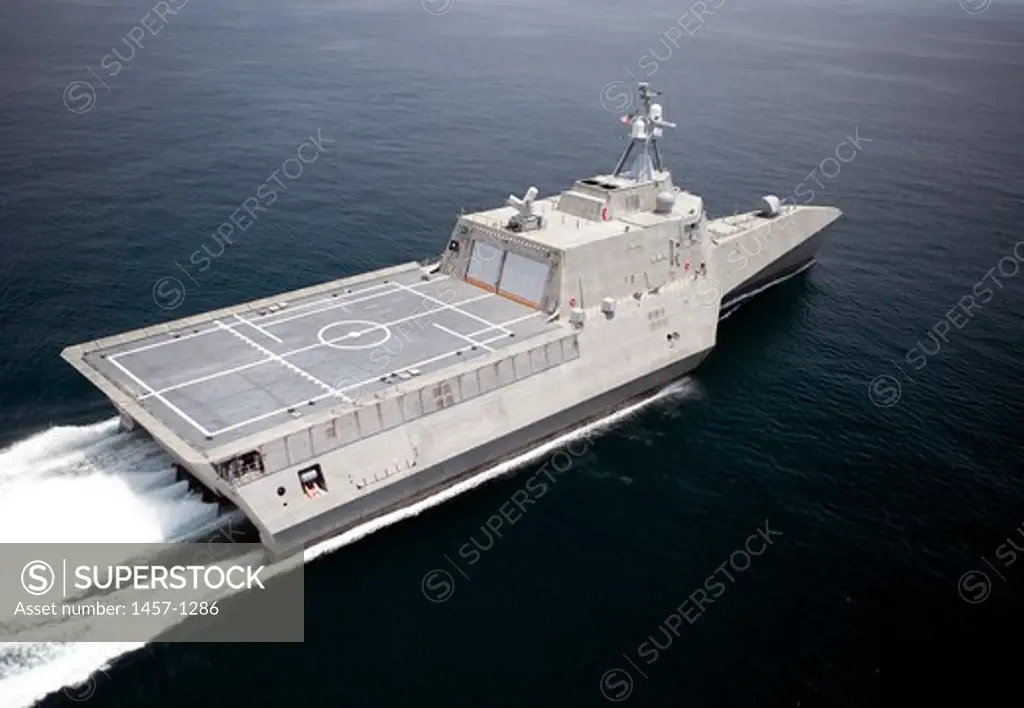 The littoral combat ship Independence (LCS-2) underway during builder's trials, Gulf of Mexico