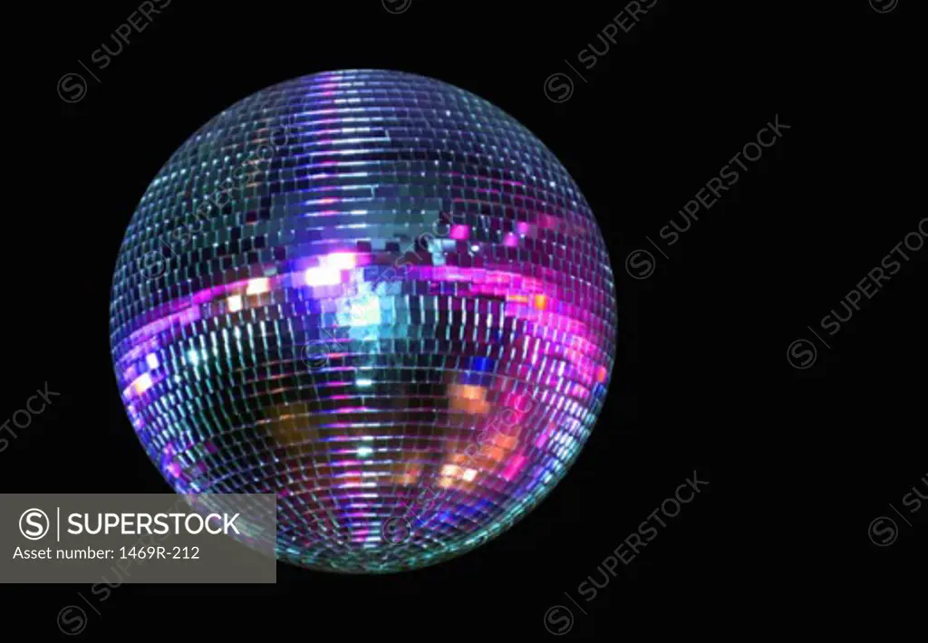 Mirrored disco ball