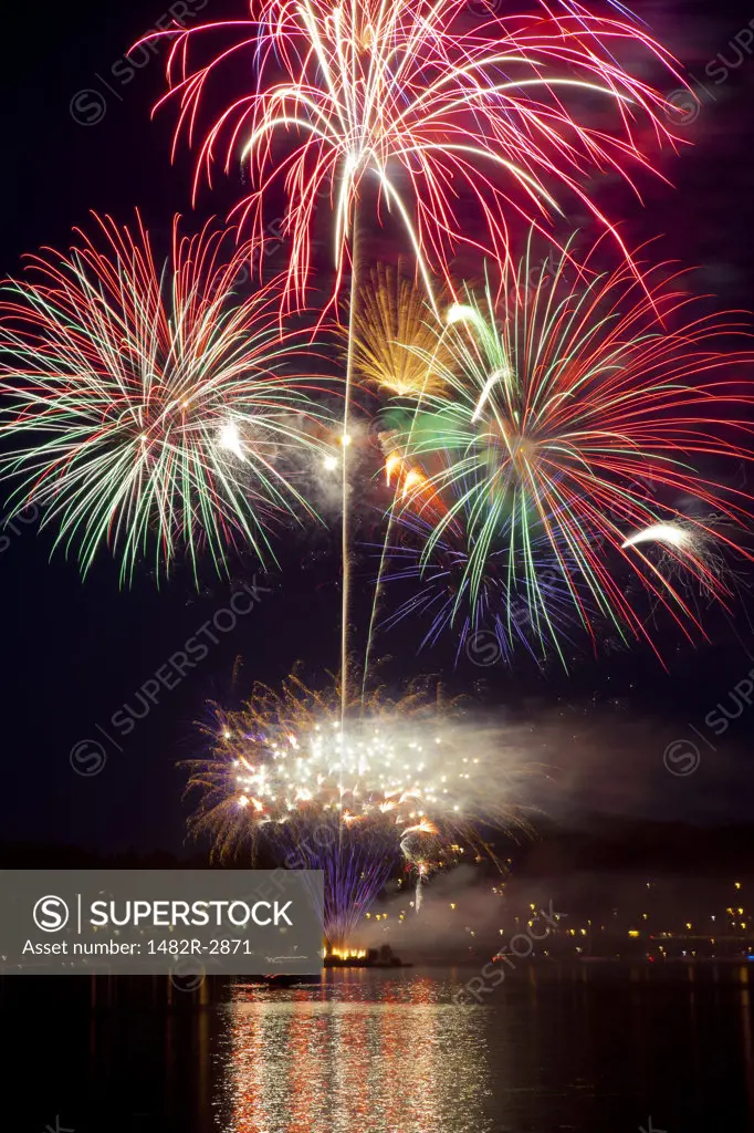 USA, Washington State, Poulsbo, Fireworks Display at Night