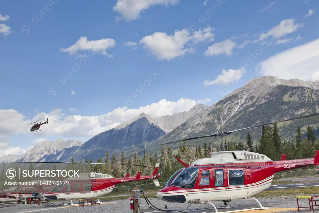 Canada, Helicopter flight to Mount Assiniboine Provincial Park from Canmore