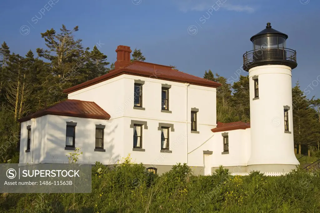 Admiralty Head Lighthouse, Fort Casey State Park, Whidbey Island, Washington State, USA 