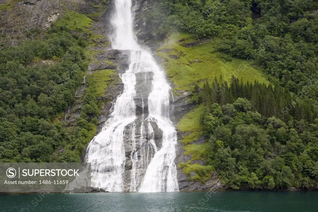 Waterfall, Suitor Waterfall, Geirangerfjord, More og Romsdal, Sunnmore, Norway