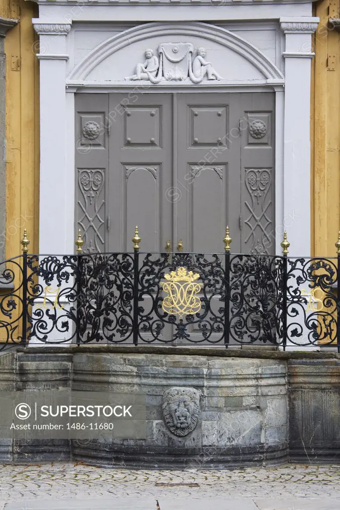 Facade of a palace, Stiftsgarden, Trondheim, Trondelag County, Trondelag, Norway