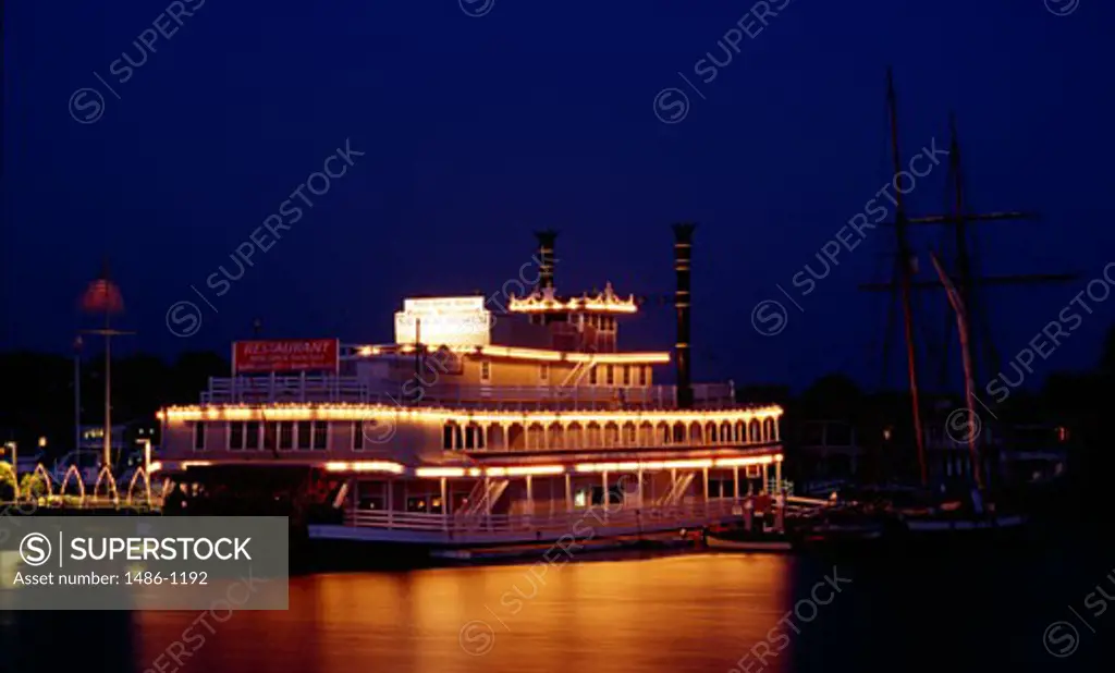 USA, California, Newport Beach, Maritime Museum, steamboat illuminated at night