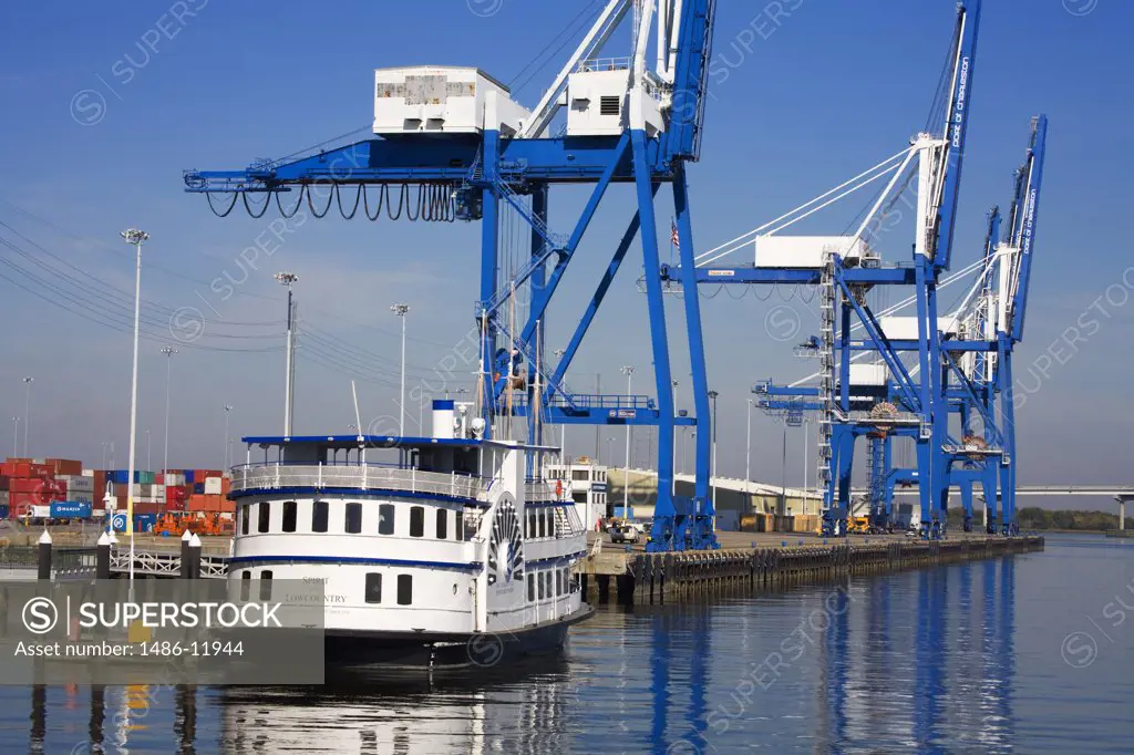 Loaded container ship at a port, Cooper River, Charleston, South Carolina, USA