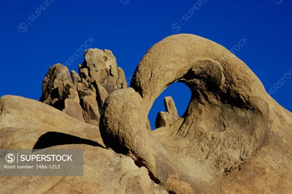 Rock Arch, Alabama Hills Recreation Area, California, USA