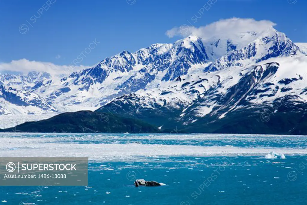 USA, Southeast Alaska, Yakutat Bay, Gulf of Alaska, Hubbard Glacier