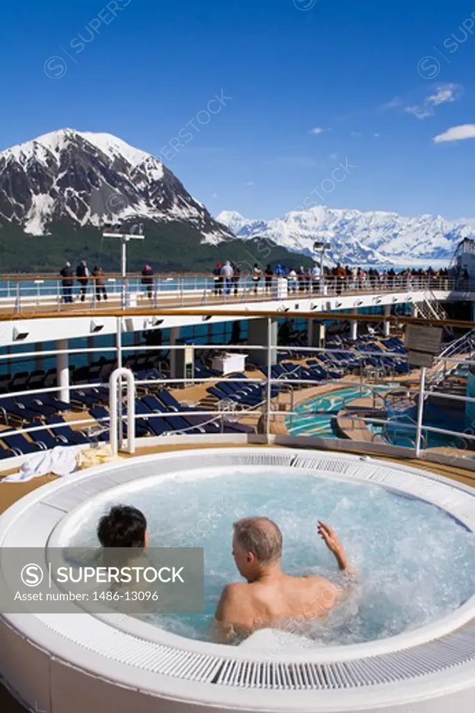 USA, Southeast Alaska, Yakutat Bay, Gulf of Alaska, Hubbard Glacier, Cruise ship with tourist on board in hot tub