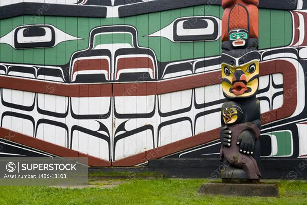 Canada, British Columbia, Vancouver Island, Victoria, Totem Pole Park, Royal British Columbia Museum, Totem pole and Long House