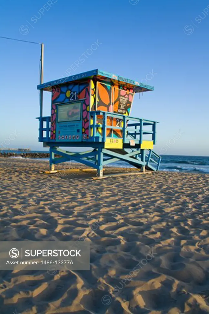 Lifeguard hut on the beach, Venice Beach, Los Angeles, California, USA