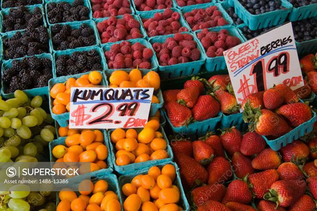 USA, Washington, Seattle, Fruit stall at Pike Place Public Market