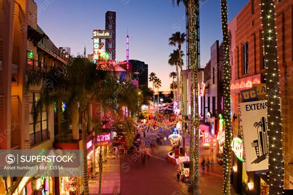 City lit up at night, Universal Citywalk, Universal Studios Hollywood, Universal City, Los Angeles County, California, USA