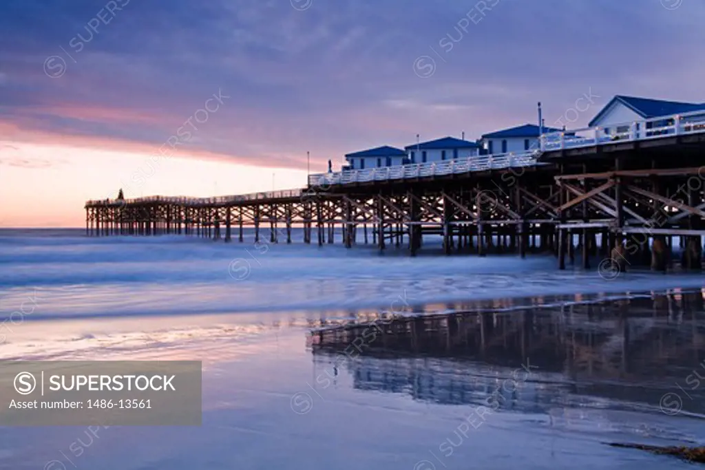 Hotel on the beach, Crystal Pier Hotel, Pacific Beach, San Diego, California, USA