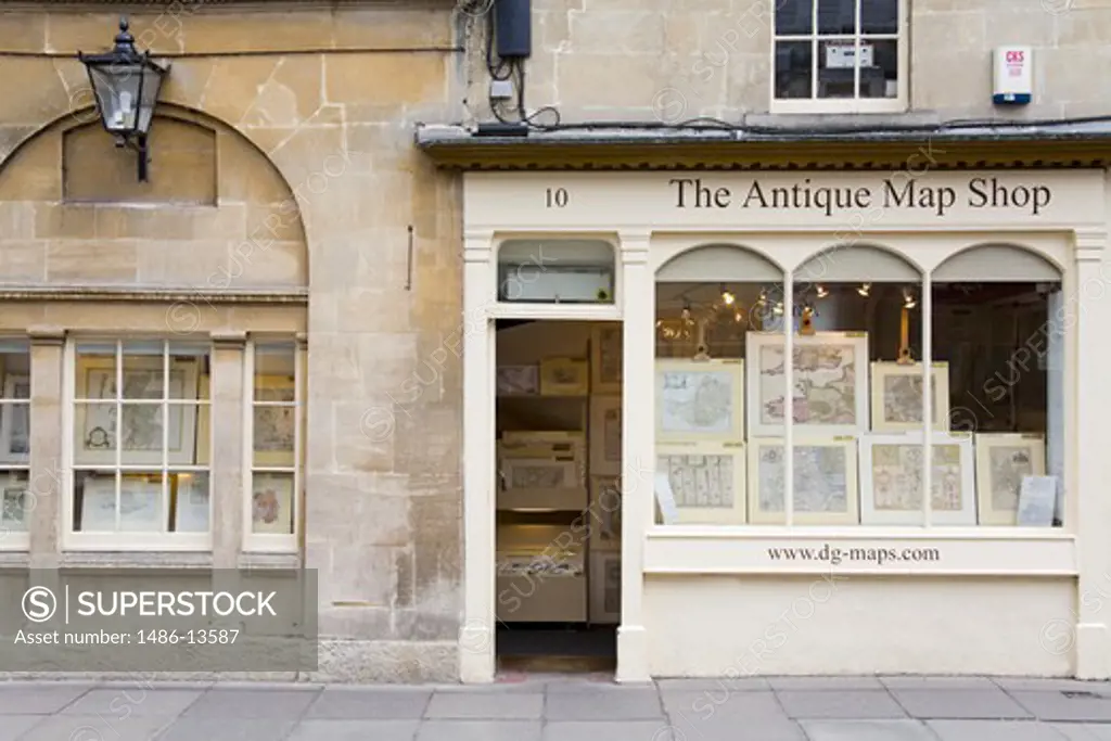 Antique map shop, Pulteney Bridge, Bath, Somerset, England