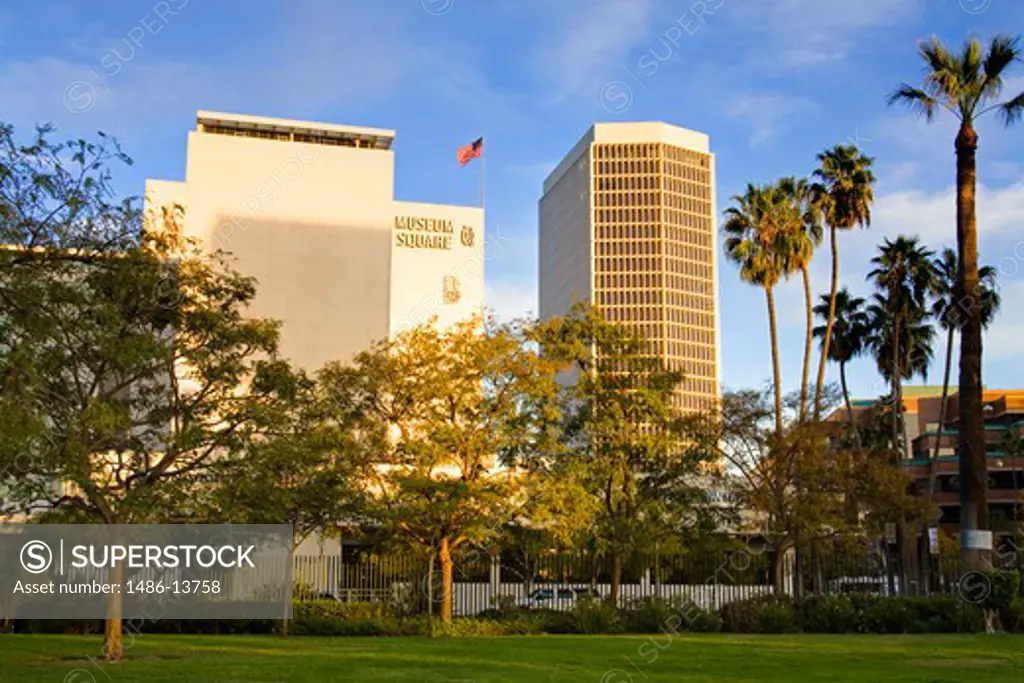 Low angle view of a museum, Museum Square, Wilshire Boulevard, Los Angeles, California, USA