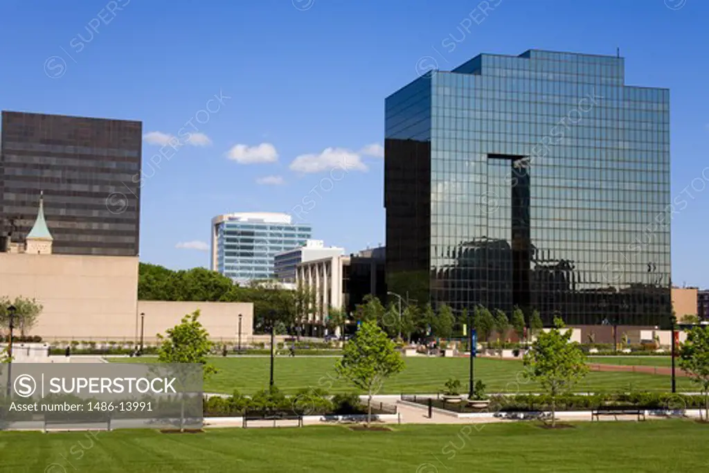 Park with buildings in the background, Columbus Commons, Columbus, Ohio, USA