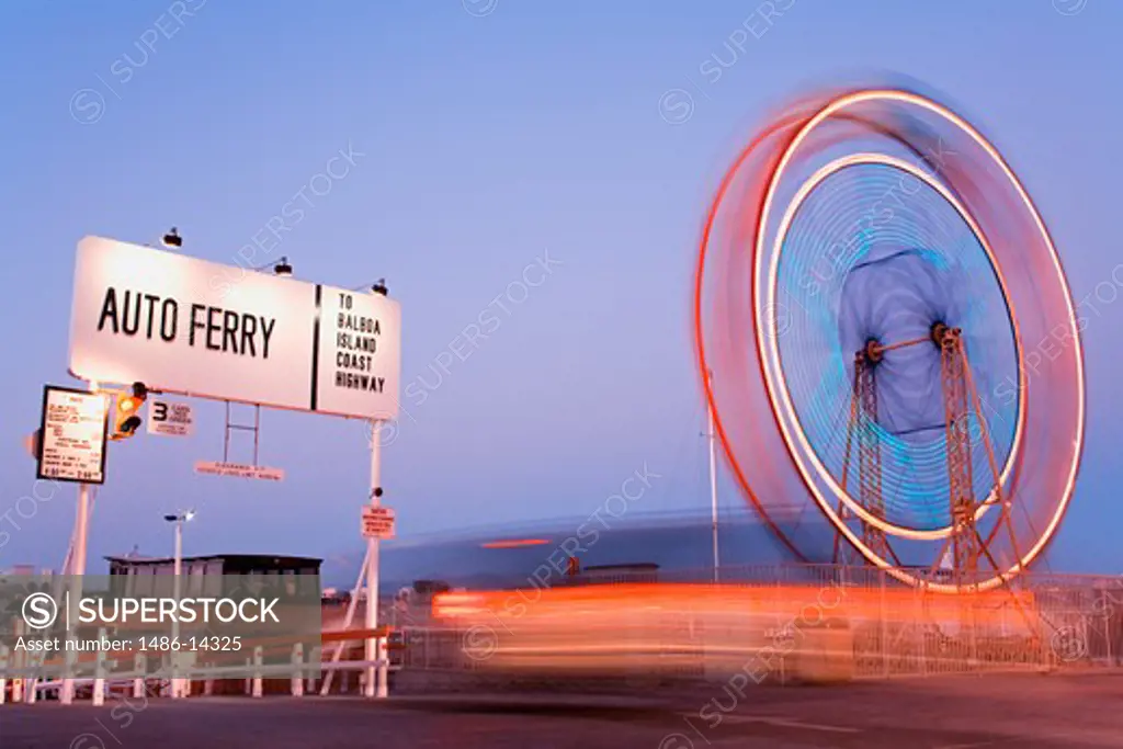 USA, California, Orange County, Newport Beach, Ferris Wheel in Balboa Village
