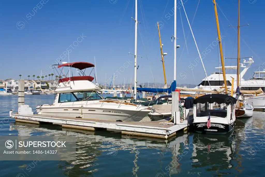 USA, California, Orange County, Newport Beach, Boat on Rhine Channel