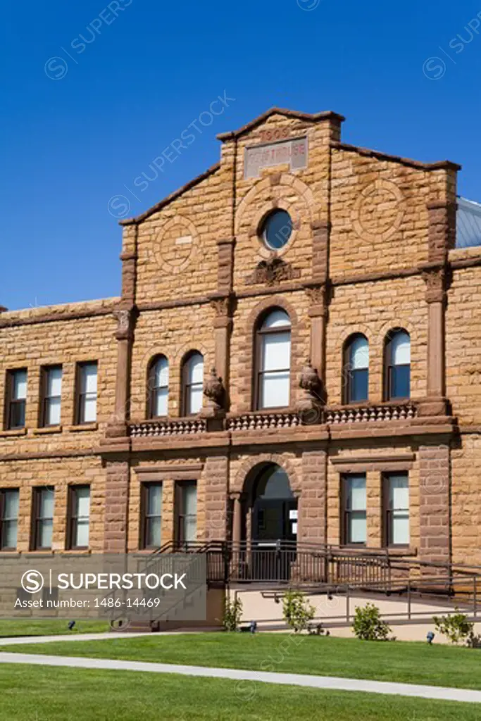 Facade of a courthouse, Guadalupe County Courthouse, Santa Rosa, New Mexico, USA