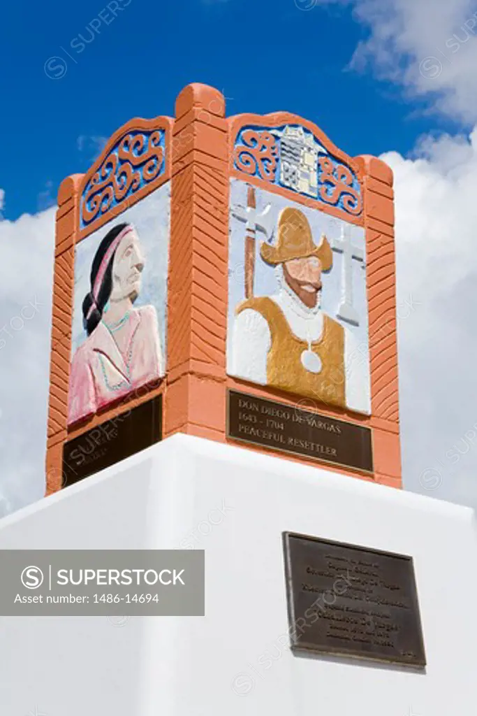 USA, New Mexico, Santa Fe, Governor Don Diego De Vargas Monument