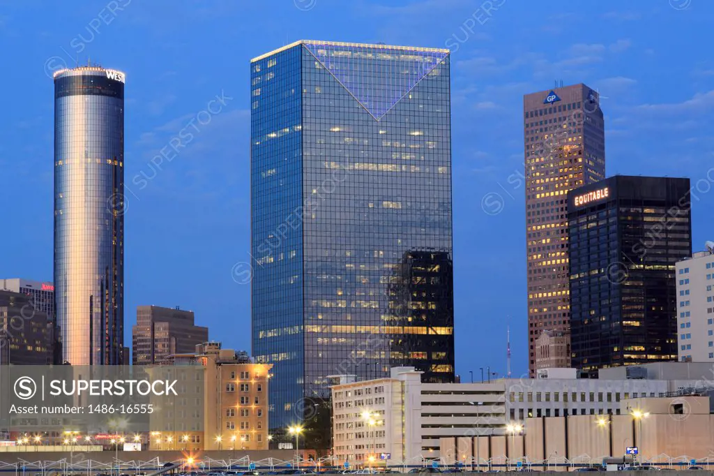 USA, Georgia, Atlanta, Atlanta skyline at dusk