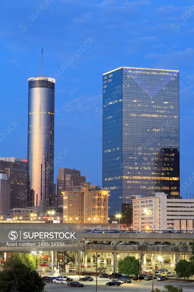 USA, Georgia, Atlanta, Atlanta skyline at dusk